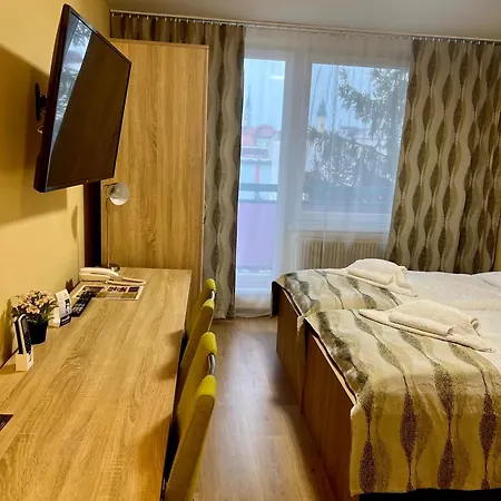 Pelikán Szálloda Losonc