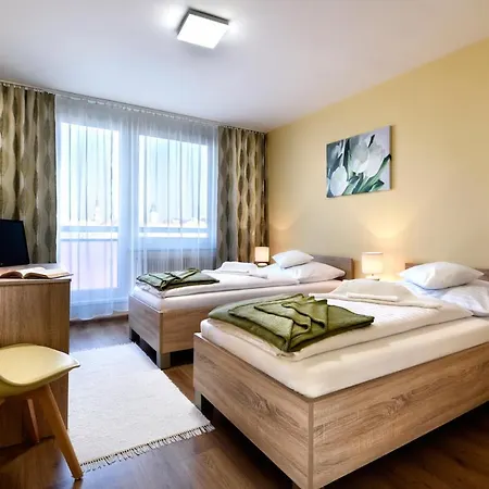 Szálloda Pelikán Losonc